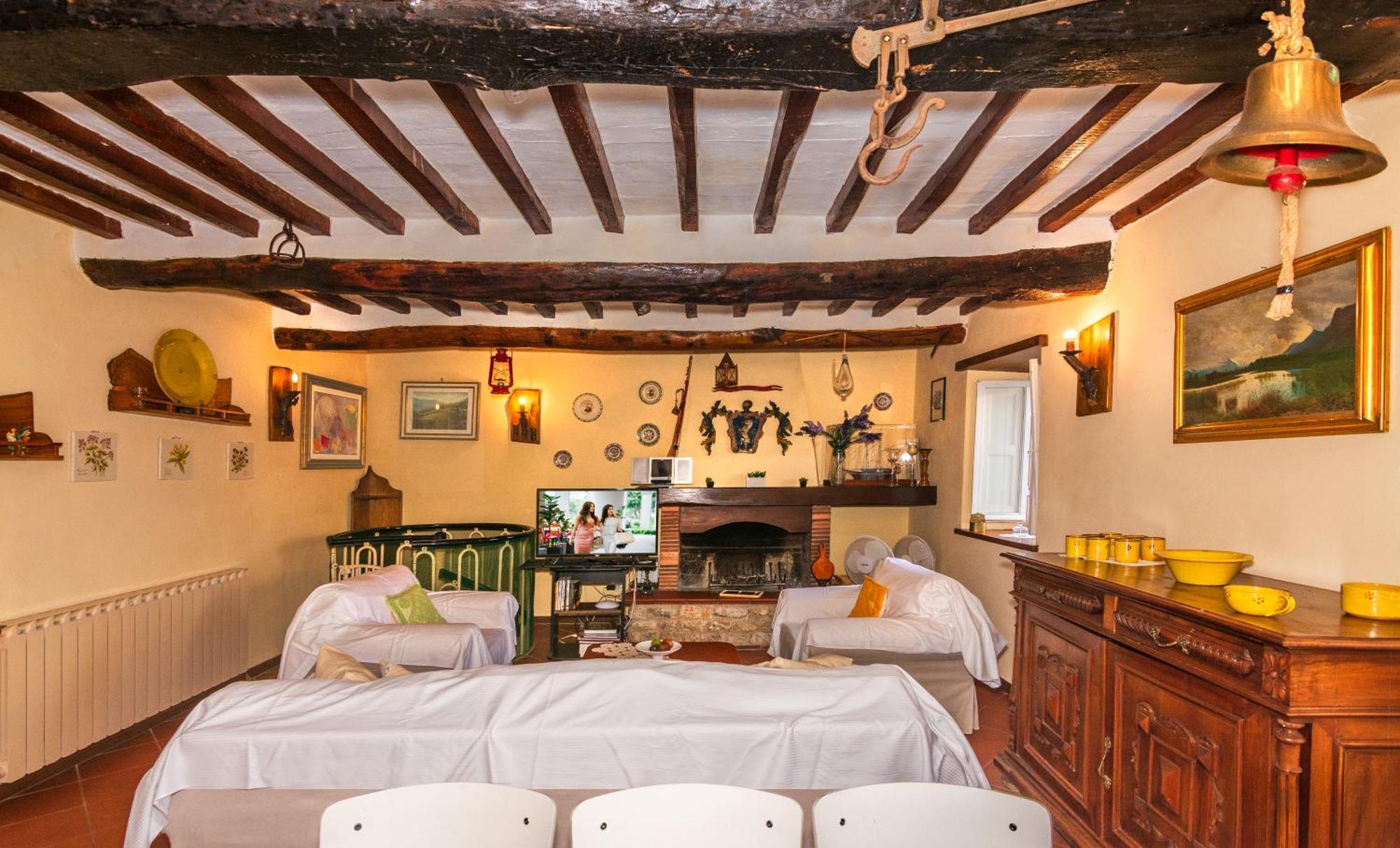 Tenuta San Giovanni - Borgo Ai Rovai Lucques