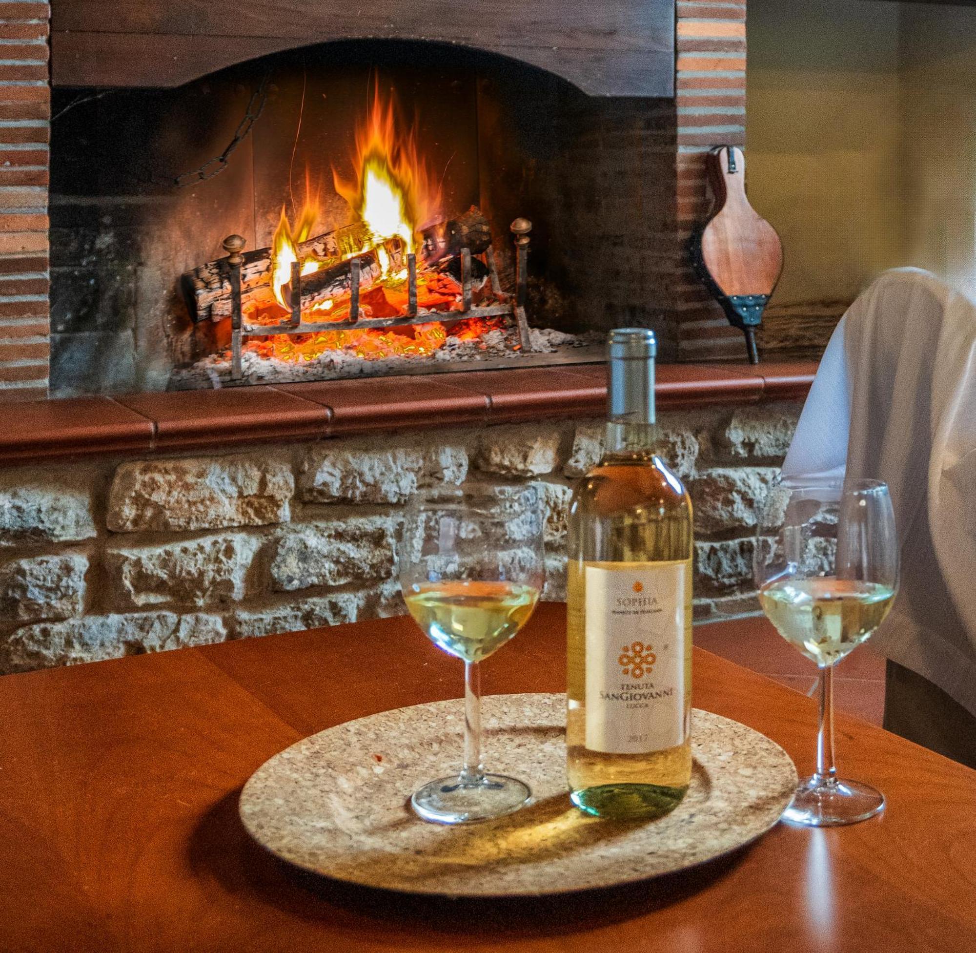 Tenuta San Giovanni - Borgo Ai Rovai * Lucques